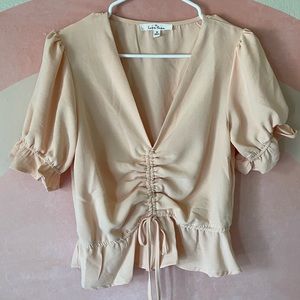3/$10 Baltic Born Peach ruffle v-neck top M